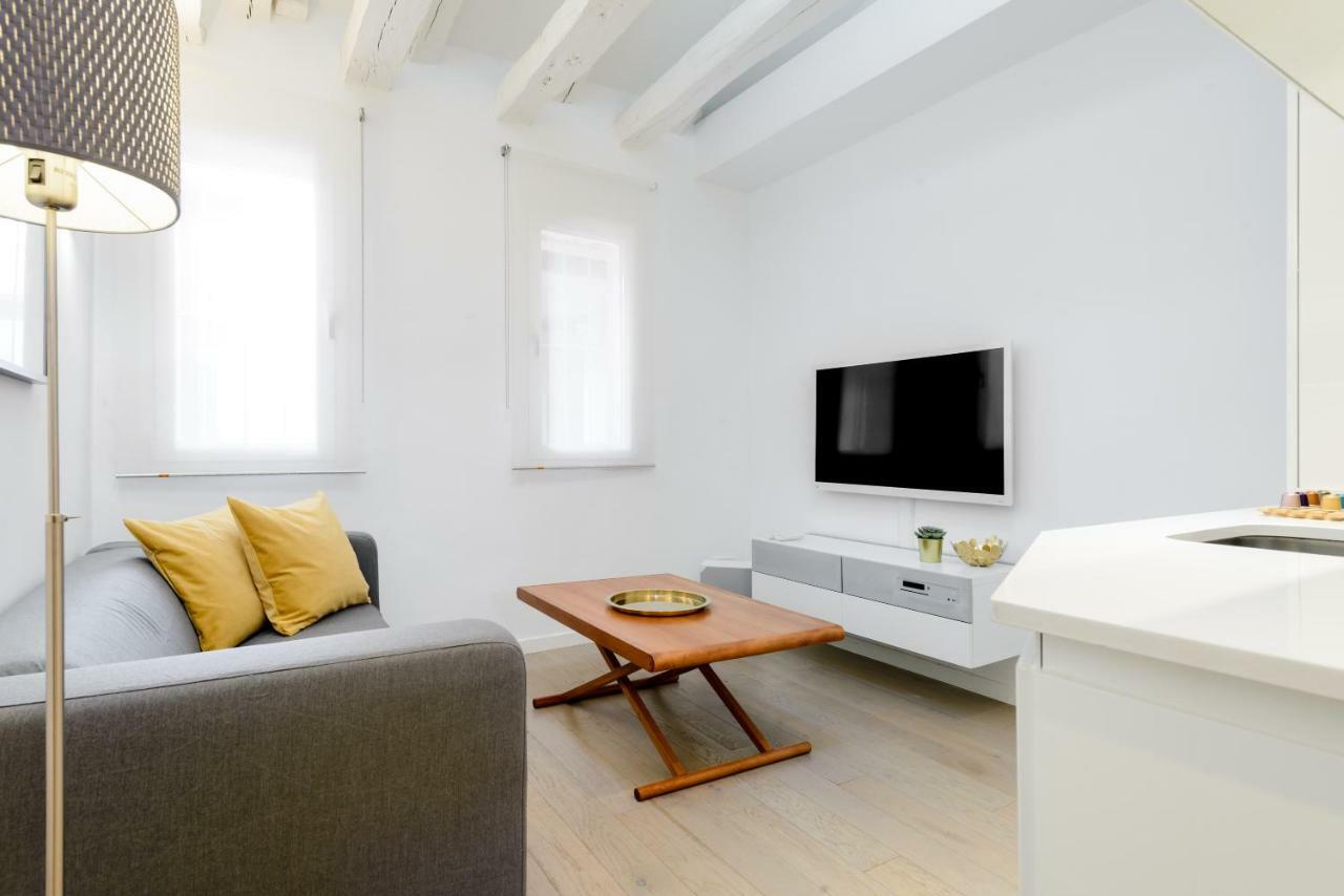 Charming Reina Sofia Appartement Madrid
